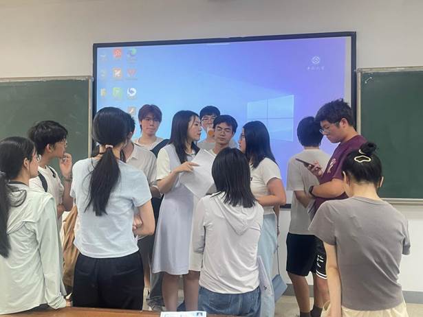 774593d52cb2465ffb7b1a6687b38c27